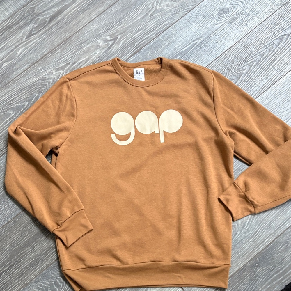 GAP Men's Tan Crewneck Sweat shirt